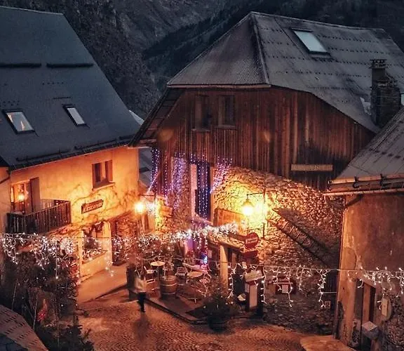 Pitu - 1-6 People Chalet Vénosc